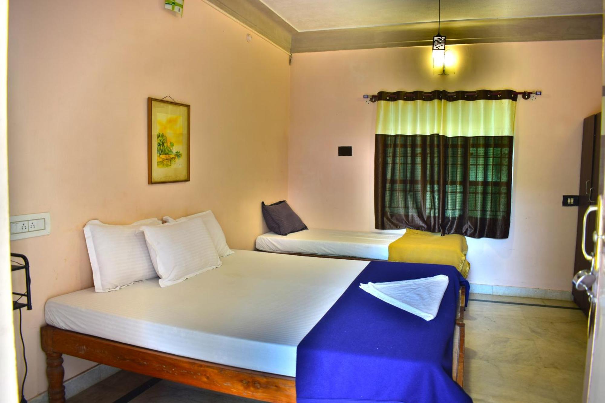 Jains Royal Palace Resorts Єлагірі Екстер'єр фото